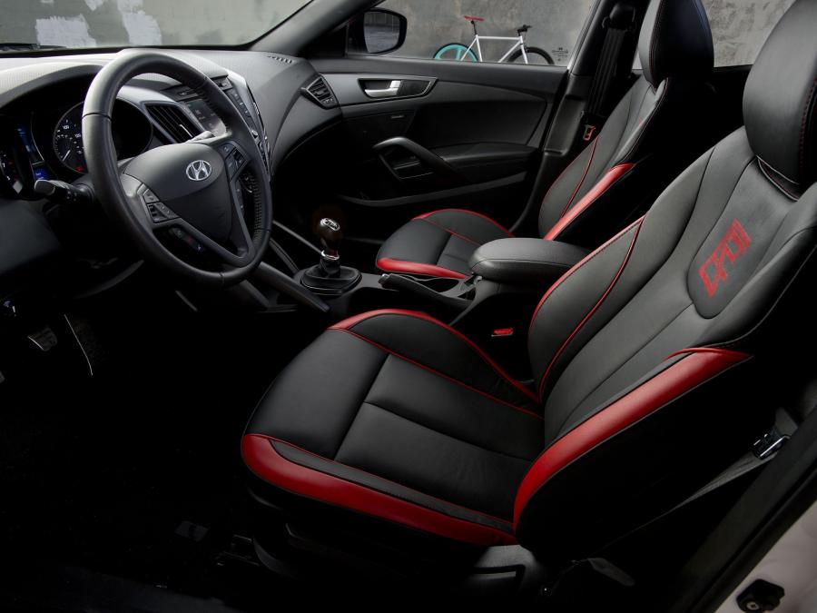  Hyundai Veloster C3 Roll Top Concept 2012 года  (фото 31 из 32)